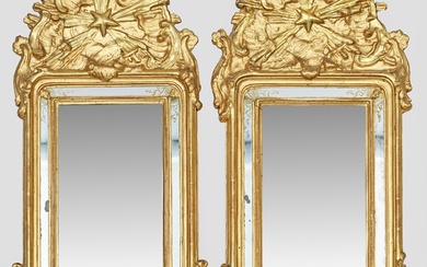 Paire de miroirs rococo Appliques en "Ludwigsluster Carton" Papier mâché stratifié en relief, doré sur...
