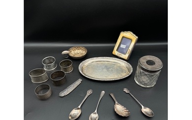 Quantity of various Silver items including Georgian Scallope...