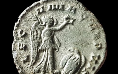 Roman Empire. Gallienus (AD 253-268). Antoninianus,"Legionary series" issue: LEG V MAC VI P VI F. Mediolanum mint, AD 260-261