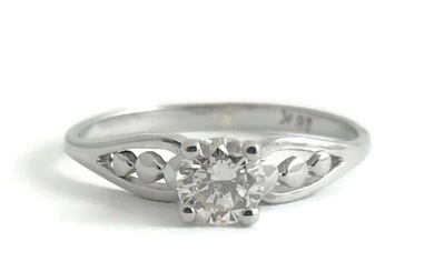 Round Diamond Solitaire Engagement Ring 18K White Gold .25 CT, 1.36 Grams