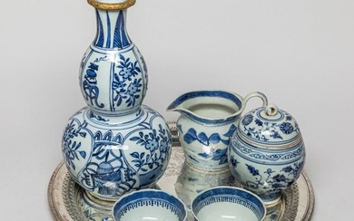 Set Chinese Export Porcelain Wares