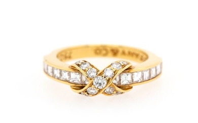 Tiffany & Co. signature X crossover - 18 kt. Yellow gold - Ring Diamond