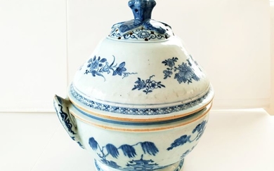 Tureen - Chinese export - Porcelain - China - Qianlong (1736-1795)