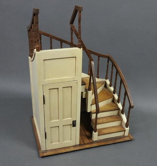 VICTORIAN STYLE MINIATURE STAIRCASE