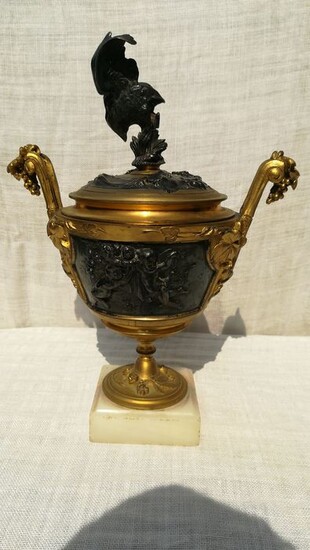 Vase (1) - Bronze (gilt), Bronze (silvered) - First half 18th century