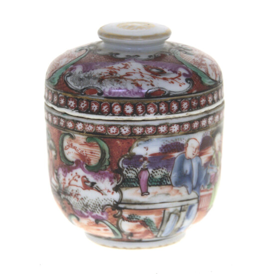 Antique Chinese Mandarin Porcelain Box.