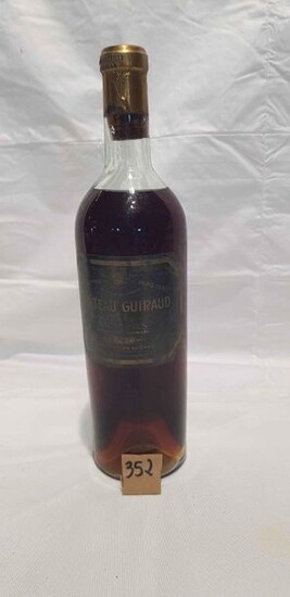 1 bottle Château GUIRAUD 1947 SAUTERNES, stained label, level half shoulder.