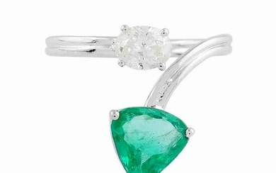 18k Gold Designer Ring HI/SI Diamond Emerald Jewelry