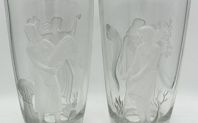 (2) Verlys America, Glass Vases , 1940, Carl Schmitz, U.S.A. in very nice condition, signed on