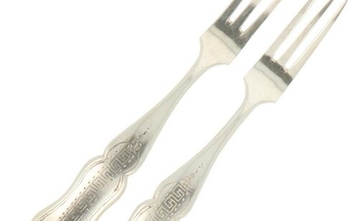 (2) piece set pickle-forks silver.