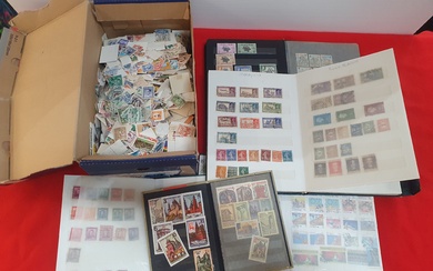 A LARGE COLLECTION OF WORLD STAMP