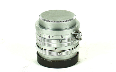 A LEITZ SUMMARIT 50mm f/1.5 LENS