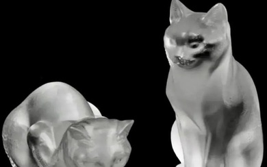 A PAIR OF SIGNED LALIQUE FROSTED CRYSTAL CATS