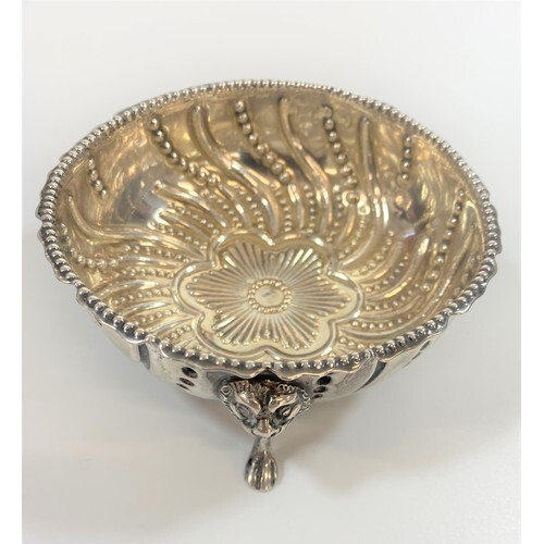 A Victorian Sterling Silver Sugar Bowl. Frederick Brasted. L...