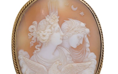 A finely carved large Victorian cameo brooch