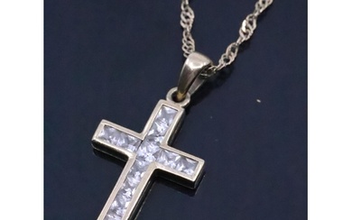 A gem set gold cross on chain approx. 4.7 grams