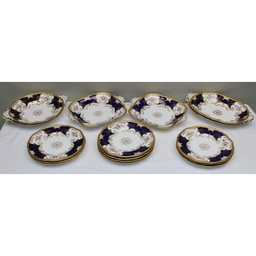 A late 19th / early 20th century Coalport porcelain desert s...
