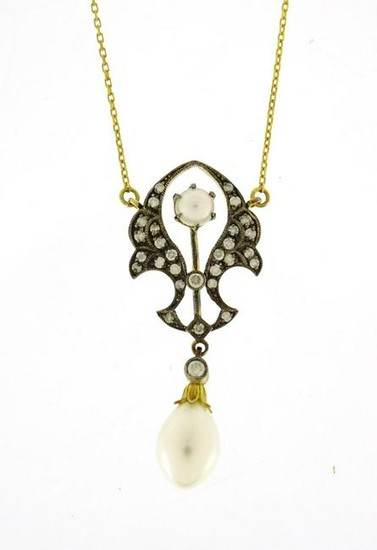 Antique style 9ct gold necklace set with diamonds and