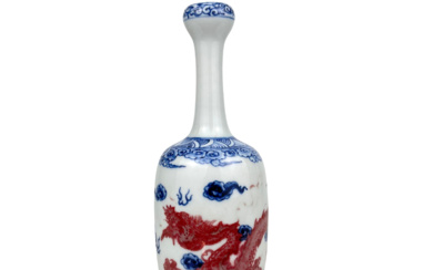 康熙款青花矾红瓶 BLUE AND WHITE IRON RED VASE