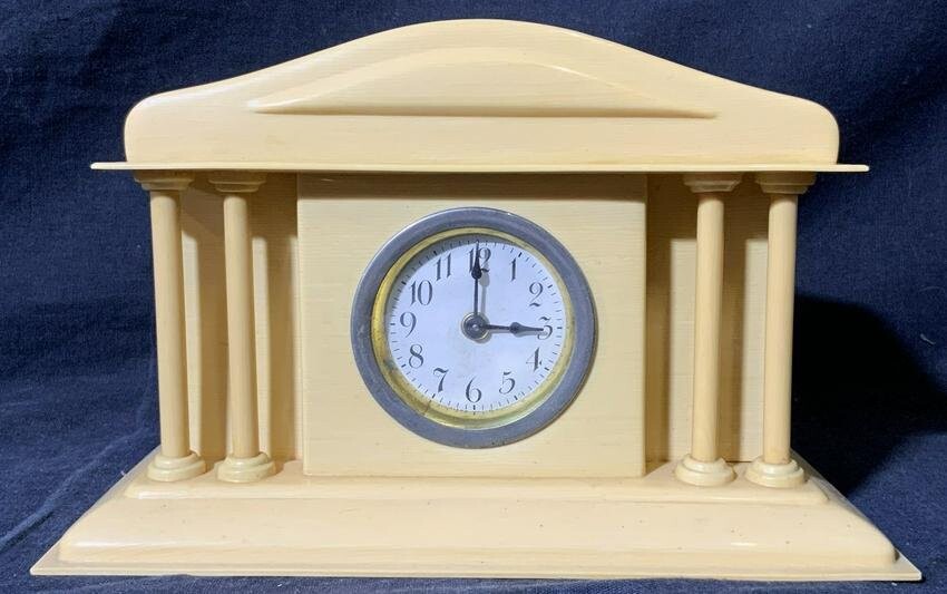 Bakelite Mantel Clock