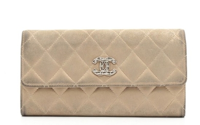 Chanel CC Metallic Gold Quilted Lambskin Flap Wallet