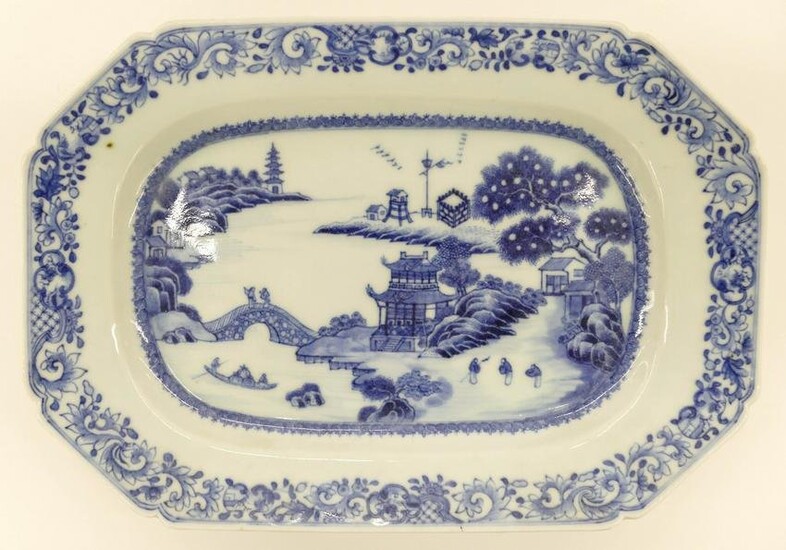 Chinese Export Blue and White Small Platter
