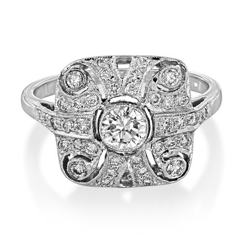 Diamond ring set with 0.63ct. diamonds. This Diamond Vintage...