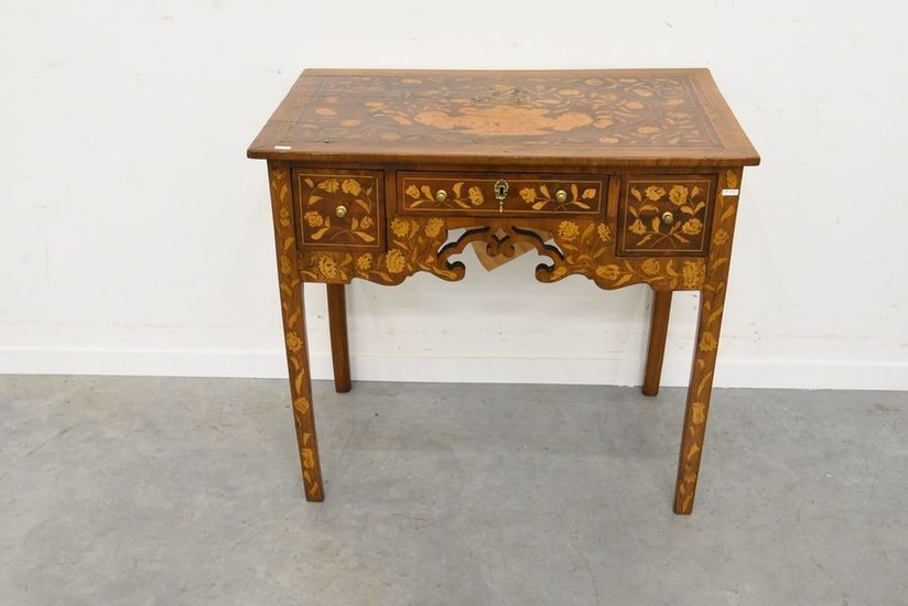 Dutch marquetry desk table, 18th century (Ht.76 x...