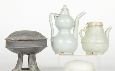 Grp: 4 Chinese Ceramic Vessels