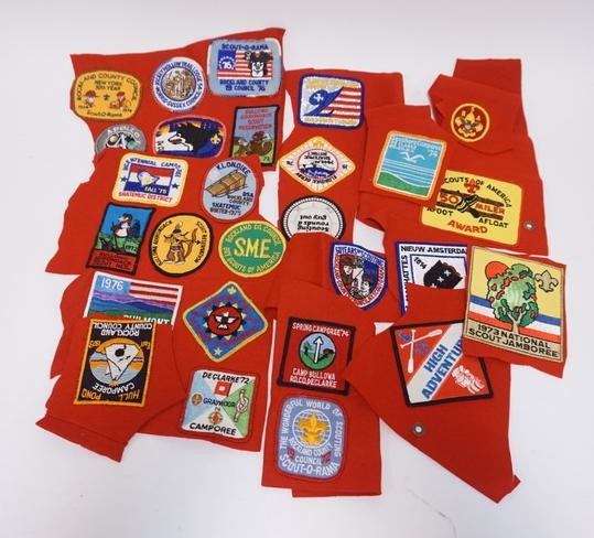 LARGE LOT OF VINTAGE BOY SCOUT PATCHES