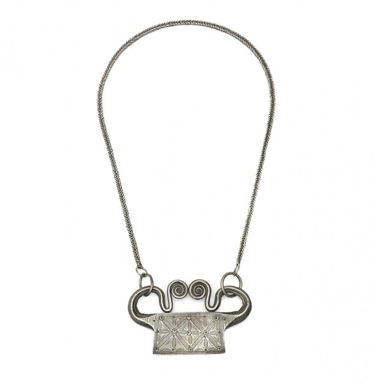Necklace with 'Spirit lock' pendant China, Yao, 20th Century