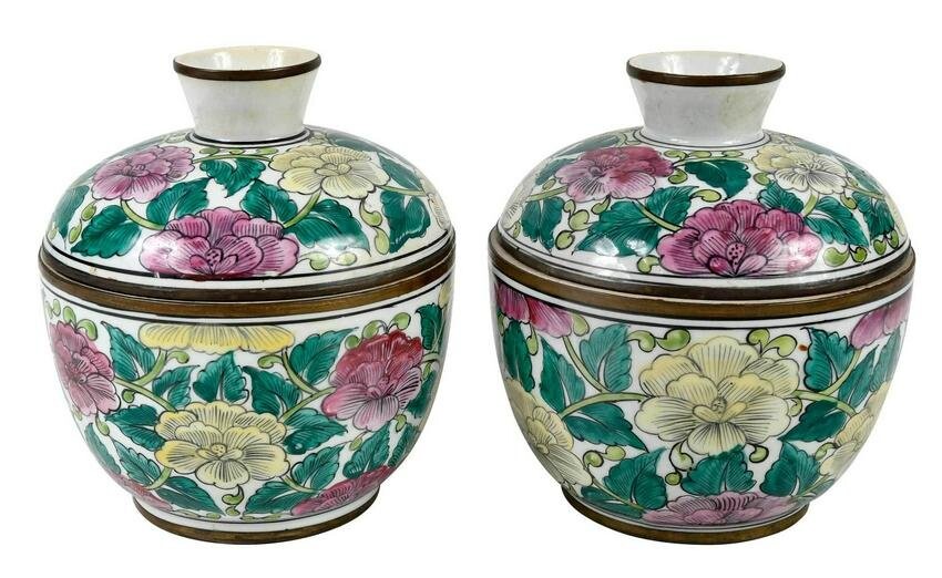Pair of Chinese Porcelain Lidded Rice Bowls