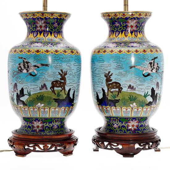Pair of Chinese vases in cloisonné metal, circa 1970.
