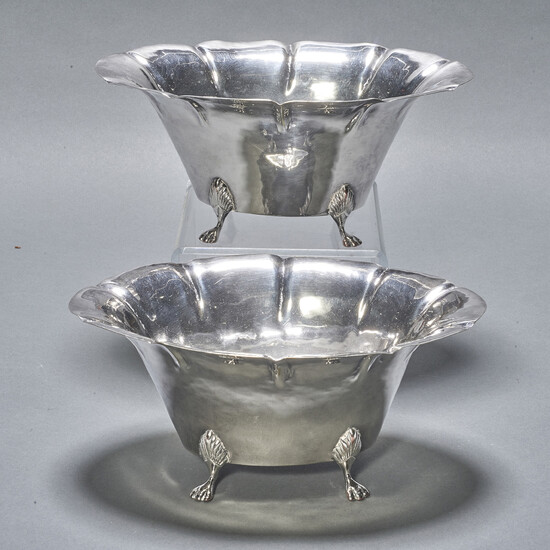 Pair of Georgian style Sheffield plate center bowls