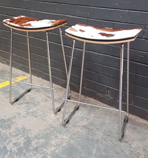 Pair of Modern Barstools with Cow Hide Top (h:70 x w:45 x d:32cm)