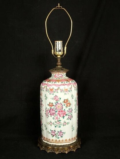 Sampson Style Floral Lamp