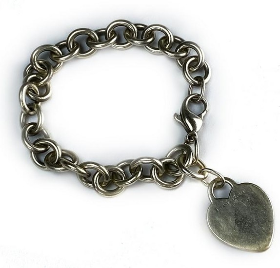 Tiffany & Co Sterling Silver Link Heart Bracelet
