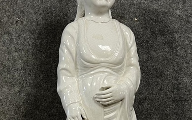 Très Grande Statue En Porcelaine Blanc De Chine époque XXeme (b)