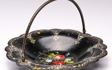 Victorian papier mache with shell inlay hand-painted basket (repaired) (Dia:25cm)
