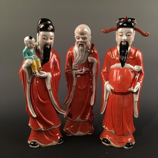Chinese Famille Rose 'Fu' 'Lu' 'Shou' ( three gods of
