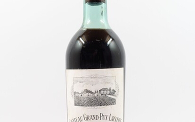 1 bouteille CHÂTEAU GRAND PUY LACOSTE 1941 5è GC Pauillac (niveau haute épaule, étiquette léger...