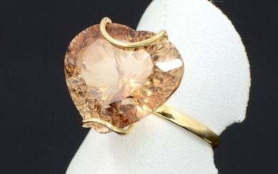 14 kt. Yellow gold - Ring - 21.00 ct Topaz