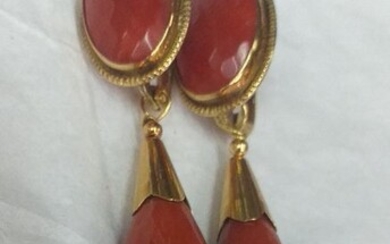 18 kt. Gold, 750 18 kt - Earrings Coral