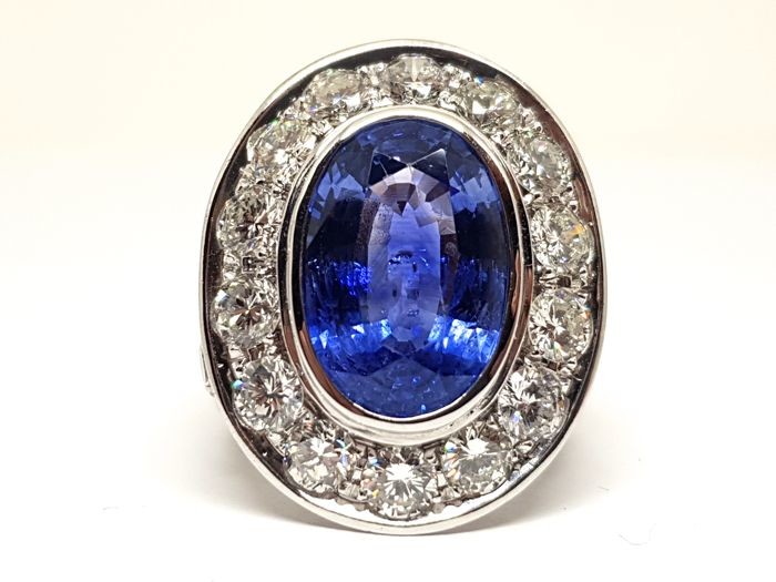 18 kt. White gold - Ring - 20.00 ct Sapphire - Diamond