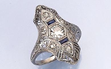18 kt gold Art-Deco ring with diamonds...