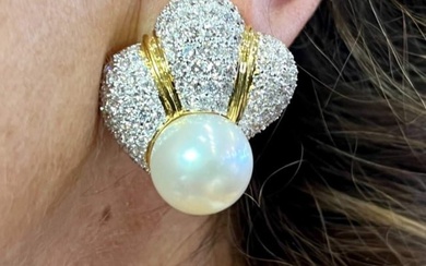 18K Yellow Gold South Sea Pearl & Diamond Earrings