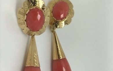 18 kt. Yellow gold - Earrings coral
