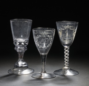 884/287: Two Hurdal wine glasses and Perl Kelchen Spitzwand Baroque glass. 18th century. H. 12.7-14.5 cm. (3)