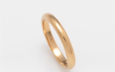 A 14ct gold ring, size N 1/2, wt.3.49g