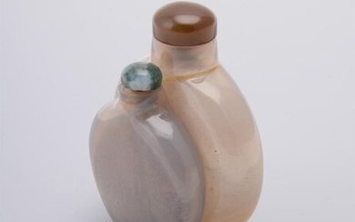 A Chinese agate double snuff bottle